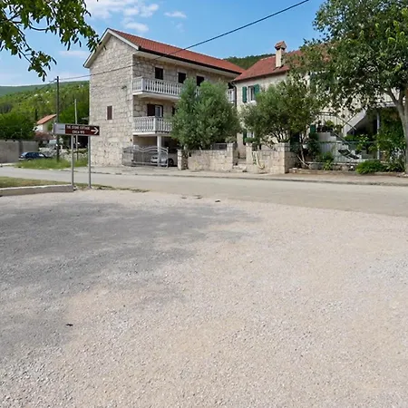 Aurora, Slivno - Makarska