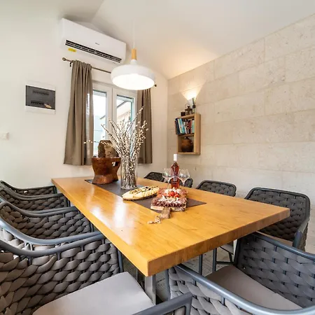 Aurora, Slivno - Makarska Glibote