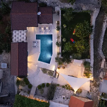 Aurora, Slivno - Makarska * Glibote