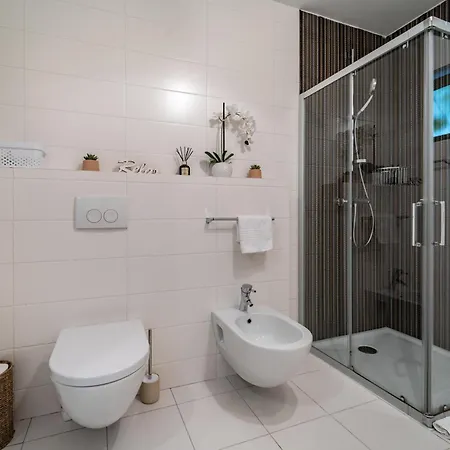 Aurora, Slivno - Makarska