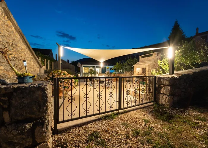 Vila Aurora, Slivno - Makarska Glibote